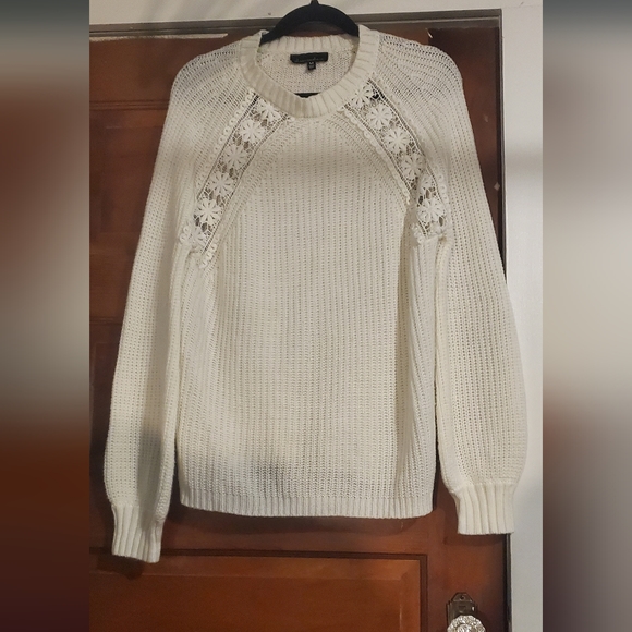 Alison Andrews sweater - Picture 1 of 3